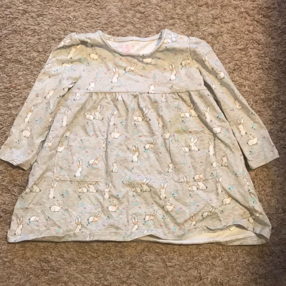 Long sleeve gray bunny shirt